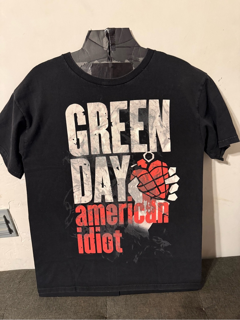 Vintage Y2K GREEN DAY - American Idiot Graphic Black Tee Alstyle tag AAA apparel